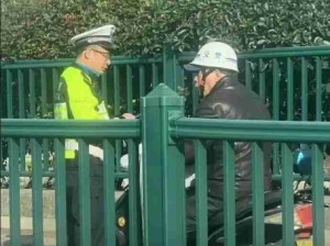 只要能戴上就是头盔哈哈哈