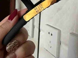 《奢侈品​​》弟弟的耐克不错哈哈